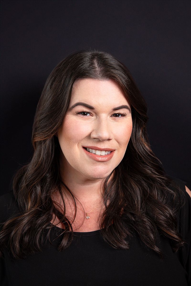professional_headshots_in_houston_tx_women_supporting_women_owned_businesses_hair_salon_stylist_creative_boss_.jpg