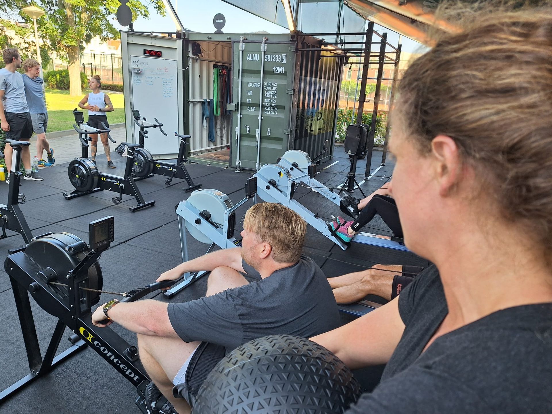 Bootcamp, CrossFit en HYROX in Den Haag.