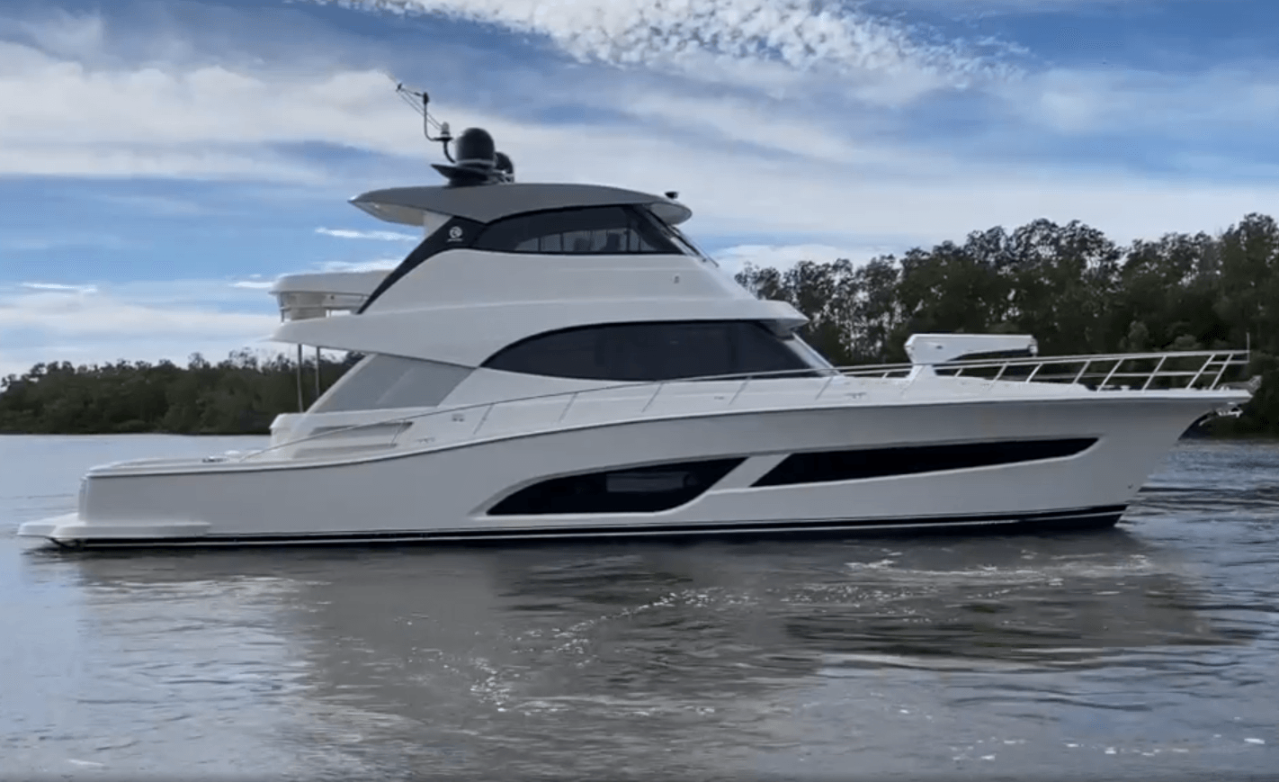 Riviera 64 Motor Yacht