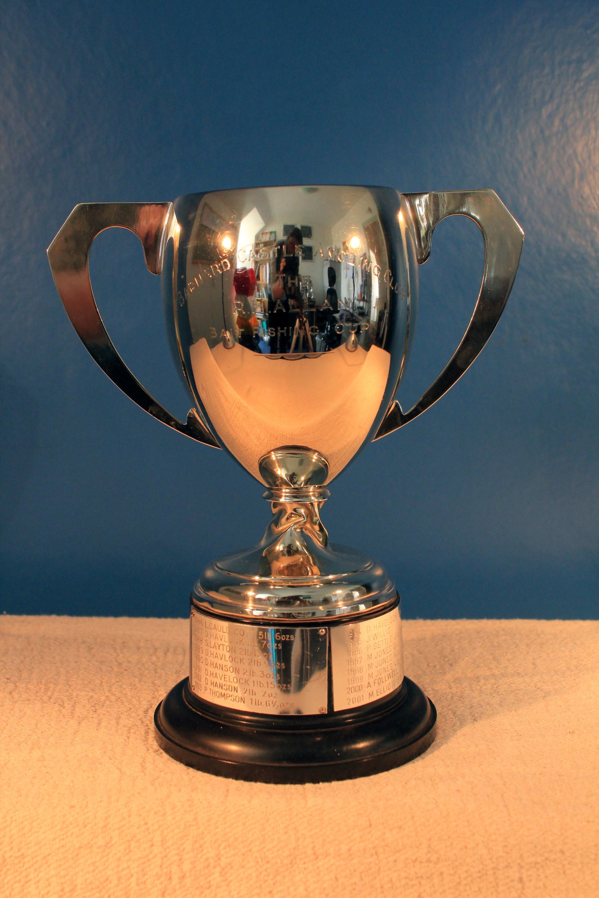 Senior Bait Cup - Trophy 9