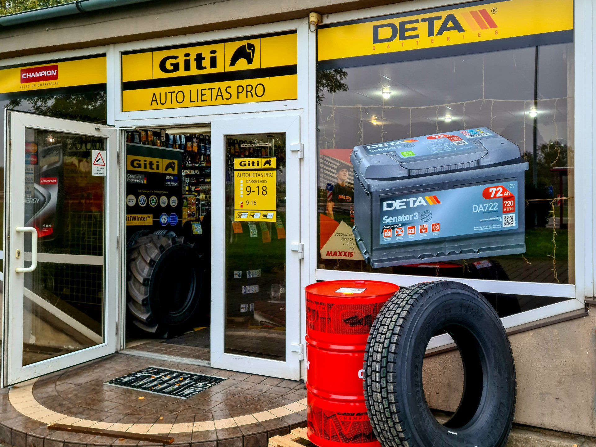 akumulatoru lādēšana, uzlādēšana, restaurētas, restaurētās riepas. Auto diagnostika pirms auto iegādes, pirkšanas. Riepas, riepu