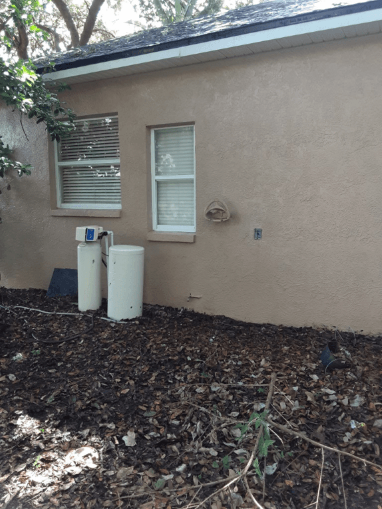 Valrico pressure washing house