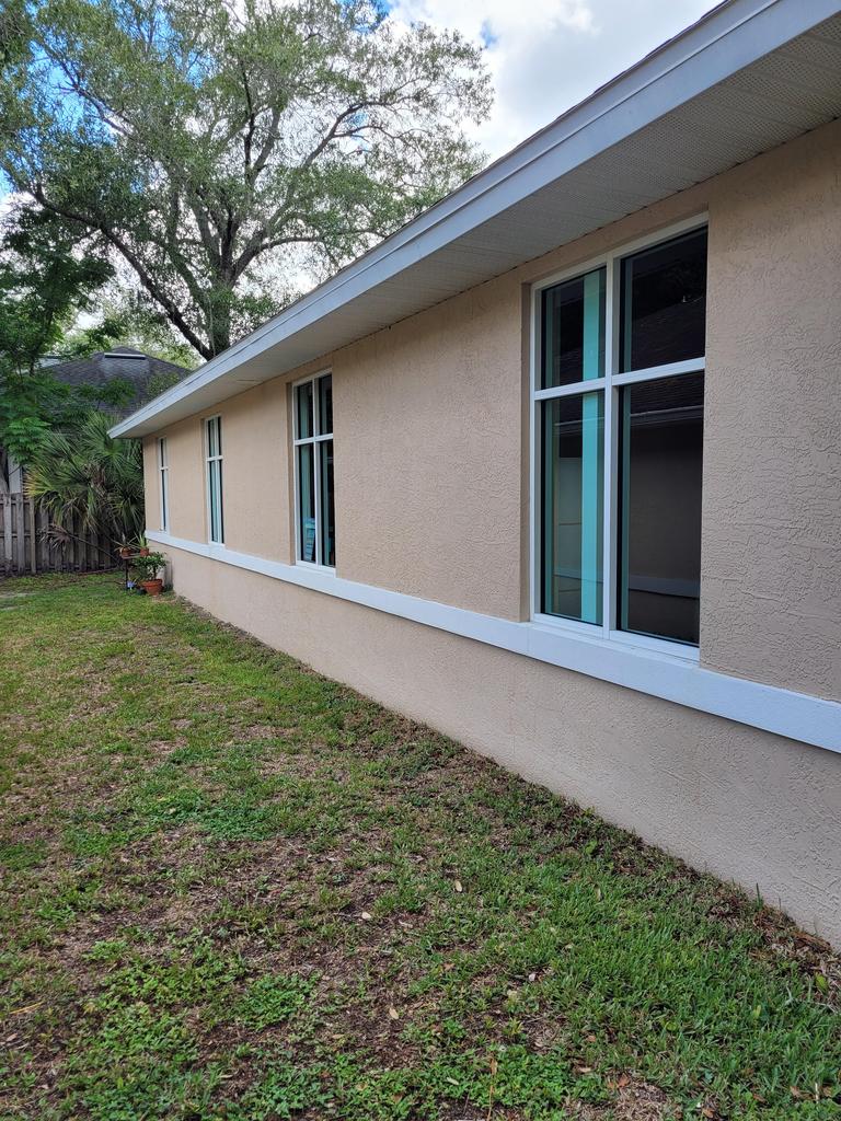 Commercial building pressure washing