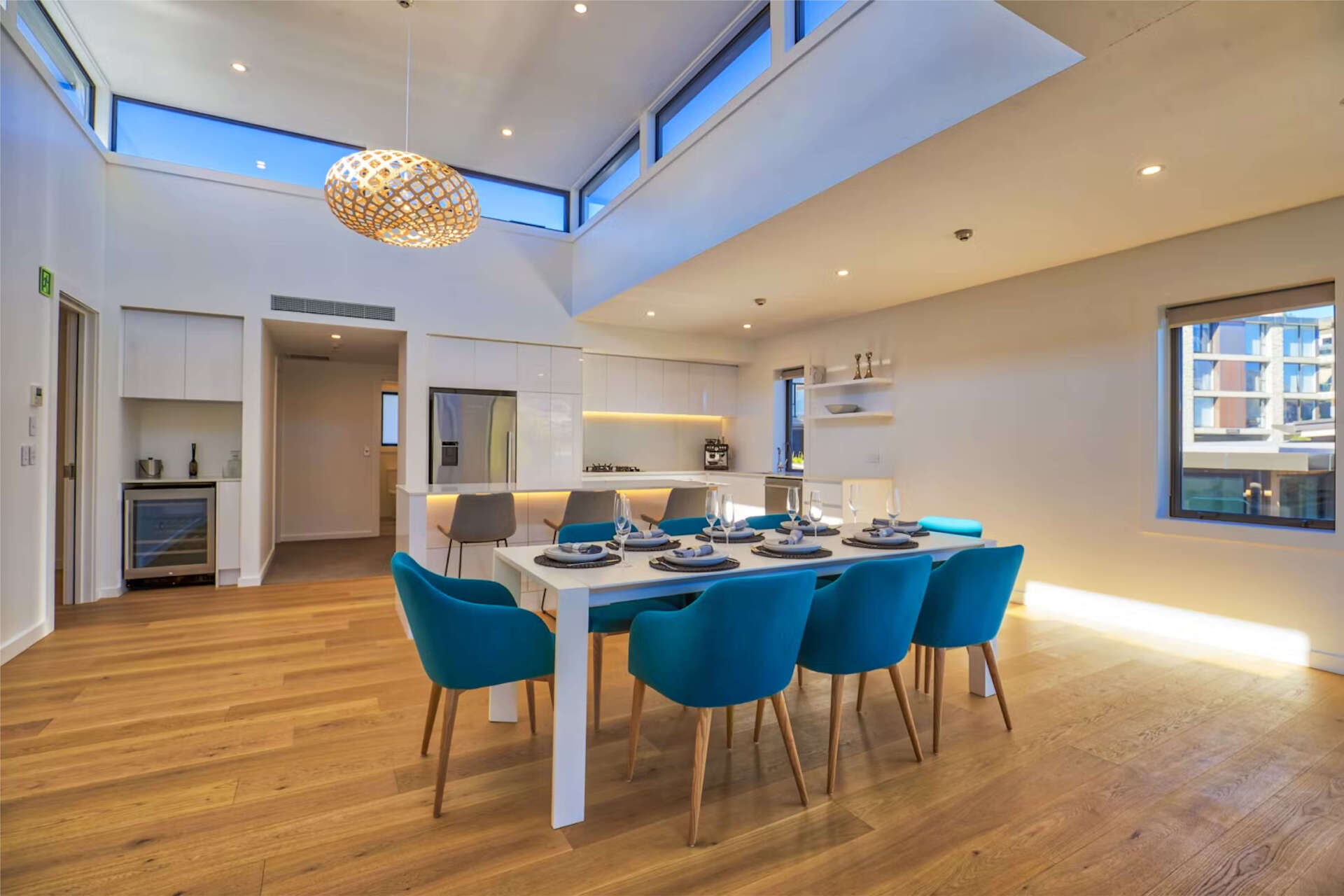 We Finish your Beautiful Joinery & Furniture in Christchurch