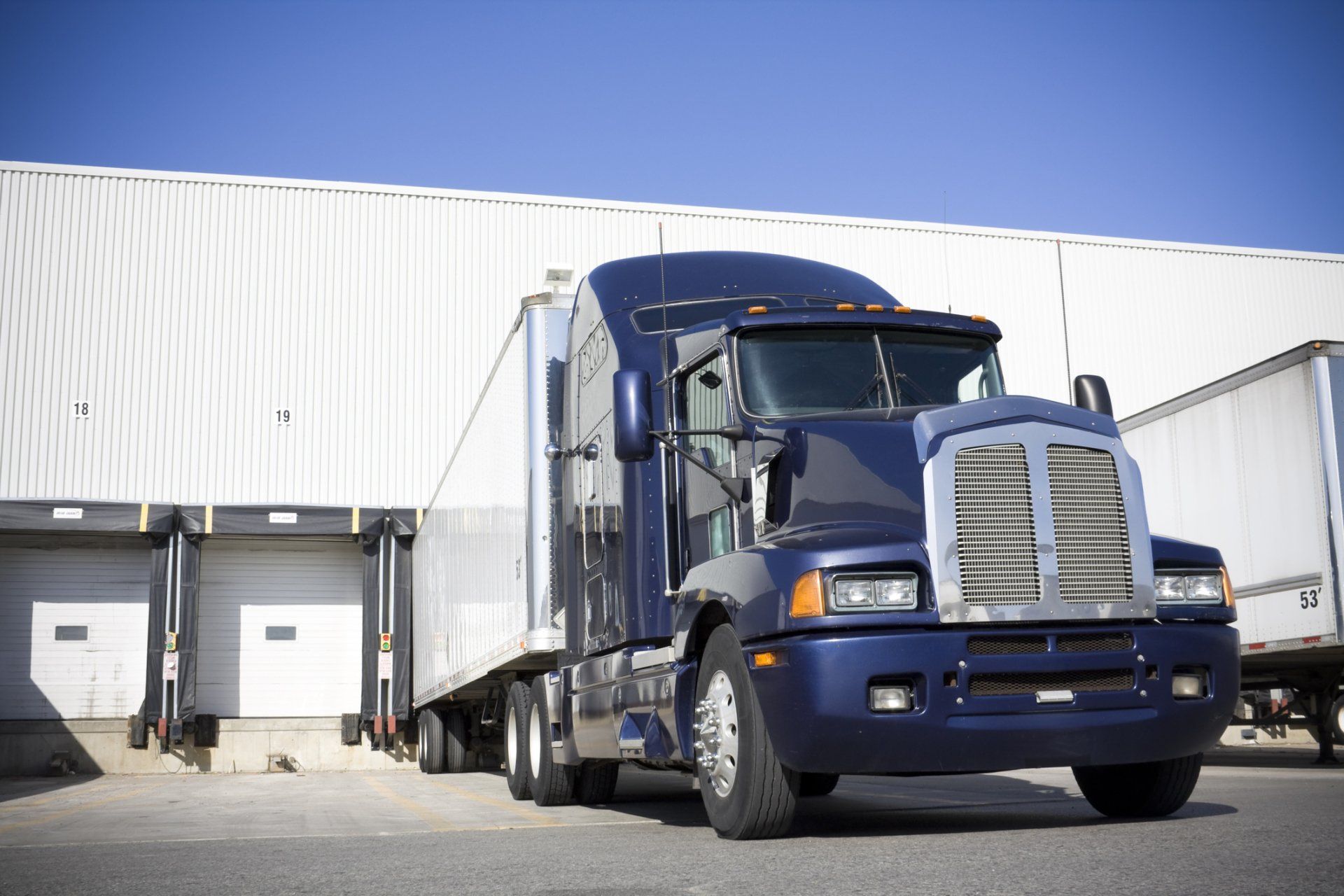 Blue Storage Truck ─ Marion, OH ─ Marion Industrial Center