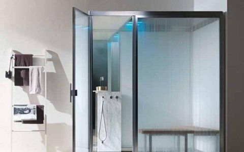 EFFEGIBI box doccia su misura