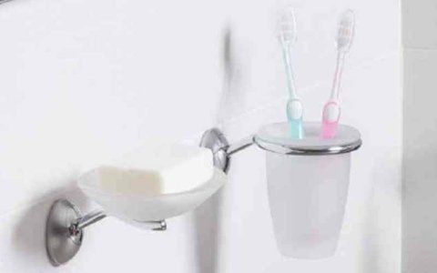 METAFORM Sanitari e arredo bagni