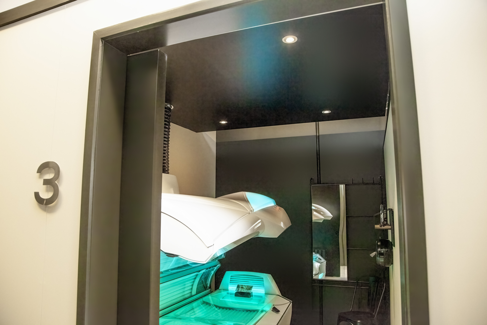 2/83 Apollo Dr Rosedale Tanning Studio