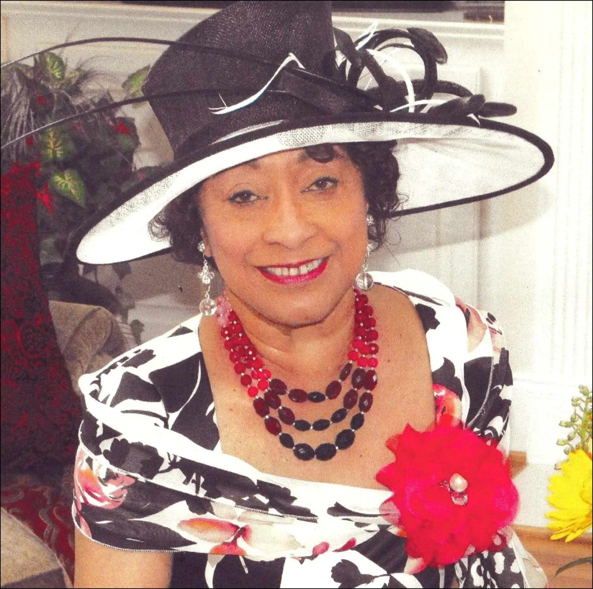 Mrs. Gladys Lucille White Mrs. Gladys Lucille White
