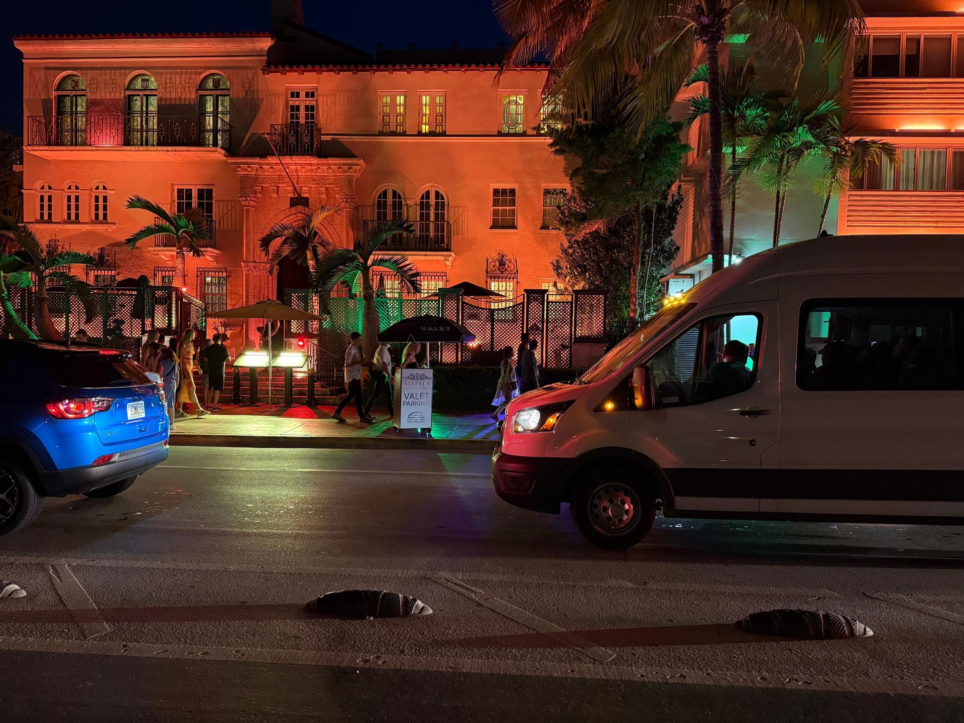 Miami Hop on Hop off Bus Night Tour