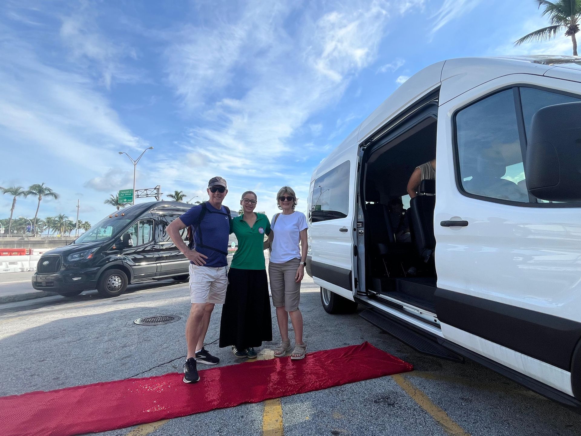 Passengers boarding the Miami Photography Bus Tours