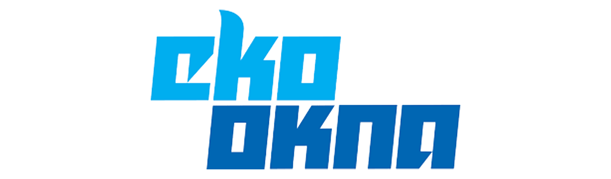 Il logo blu di Eko Okna presenta una scritta stilizzata, in grassetto e a blocchi su sfondo bianco.