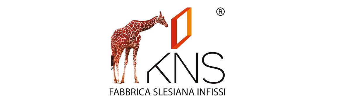 Logo raffigurante una giraffa, una cornice rettangolare per finestra, la scritta