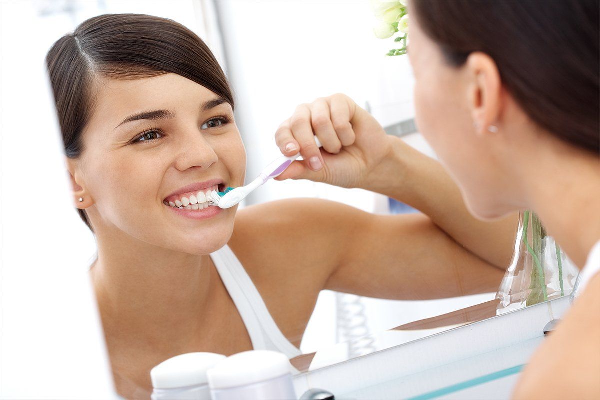 How to Brush Your Teeth - Glenlake Dental Care