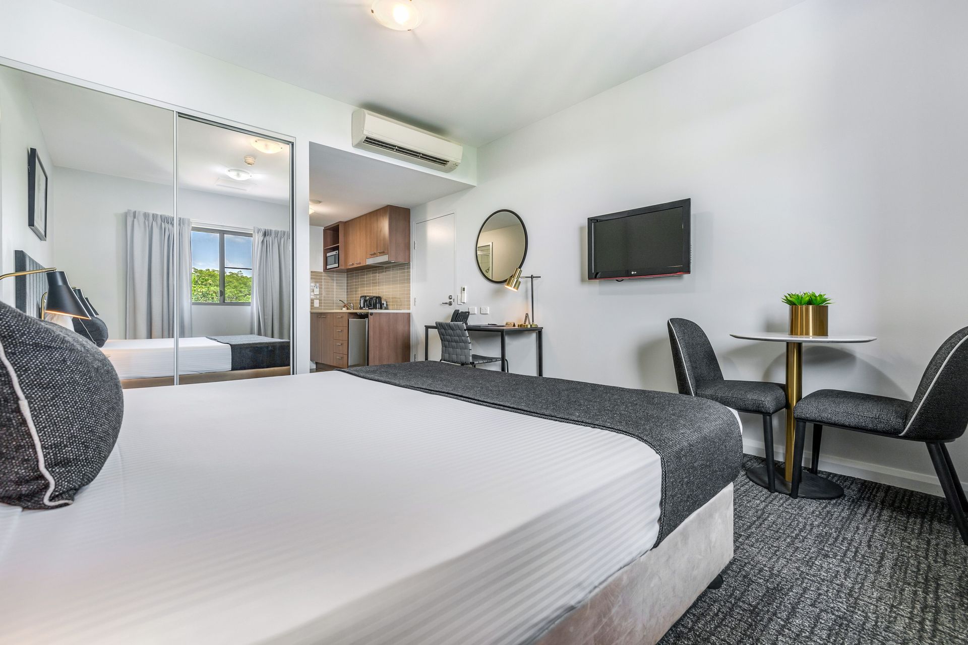 Navigating the Best Time for Affordable Darwin Accommodation