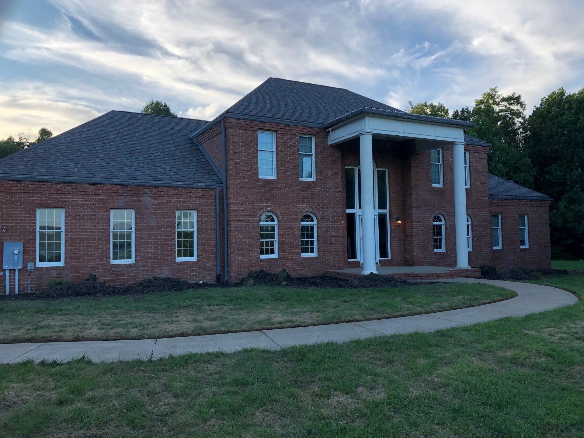 Old House After Washing — Homer City, PA — Awesome Exteriors Pressure Washing LLC