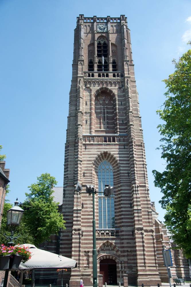 Carillon St. Petrus basiliek Oirschot