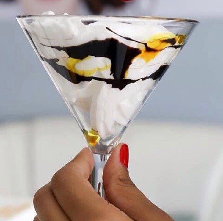 #haarstudio10 #laren #klaaskampen10 #stylist #kapper #hairdressers #shampoo #conditioner #haircare #styling #stylingproducts #lifestyling #welovehair #haircare #colortrends #decologic #zoneconcept #z-one #haircolor #hairstyle #instahair #fashion #instalike #beauty #beautyhair #milk.shake #milkshakecolor #High-lights #langhaar #korthaar #halflanghaar #age-renew #krullen #vlechten #balayage #