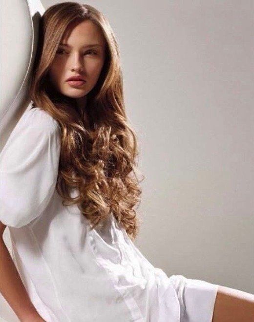 #haarstudio10 #laren #klaaskampen10 #stylist #kapper #hairdressers #shampoo #conditioner #haircare #styling #stylingproducts #lifestyling #welovehair #haircare #colortrends #decologic #zoneconcept #z-one #haircolor #hairstyle #instahair #fashion #instalike #beauty #beautyhair #milk.shake #milkshakecolor #High-lights #langhaar #korthaar #halflanghaar #age-renew #krullen #vlechten #balayage #