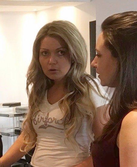 #haarstudio10 #laren #klaaskampen10 #stylist #kapper #hairdressers #shampoo #conditioner #haircare #styling #stylingproducts #lifestyling #welovehair #haircare #colortrends #decologic #zoneconcept #z-one #haircolor #hairstyle #instahair #fashion #instalike #beauty #beautyhair #milk.shake #milkshakecolor #High-lights #langhaar #korthaar #halflanghaar #age-renew #krullen #vlechten #balayage #