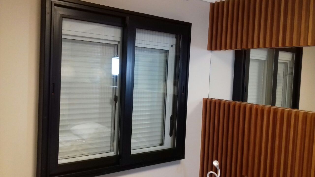 Janelas e portas antirruído de correr 15