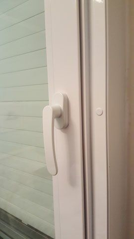 Janelas e portas antirruído de correr 21