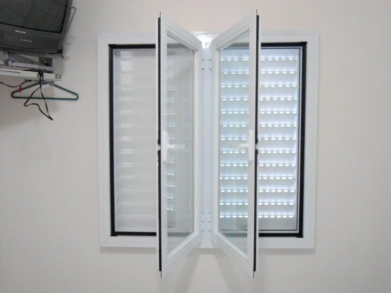 Janela antirruido lateral 05