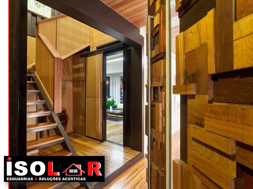 Linha Isolar Container 05