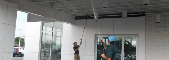 Commercial power washing