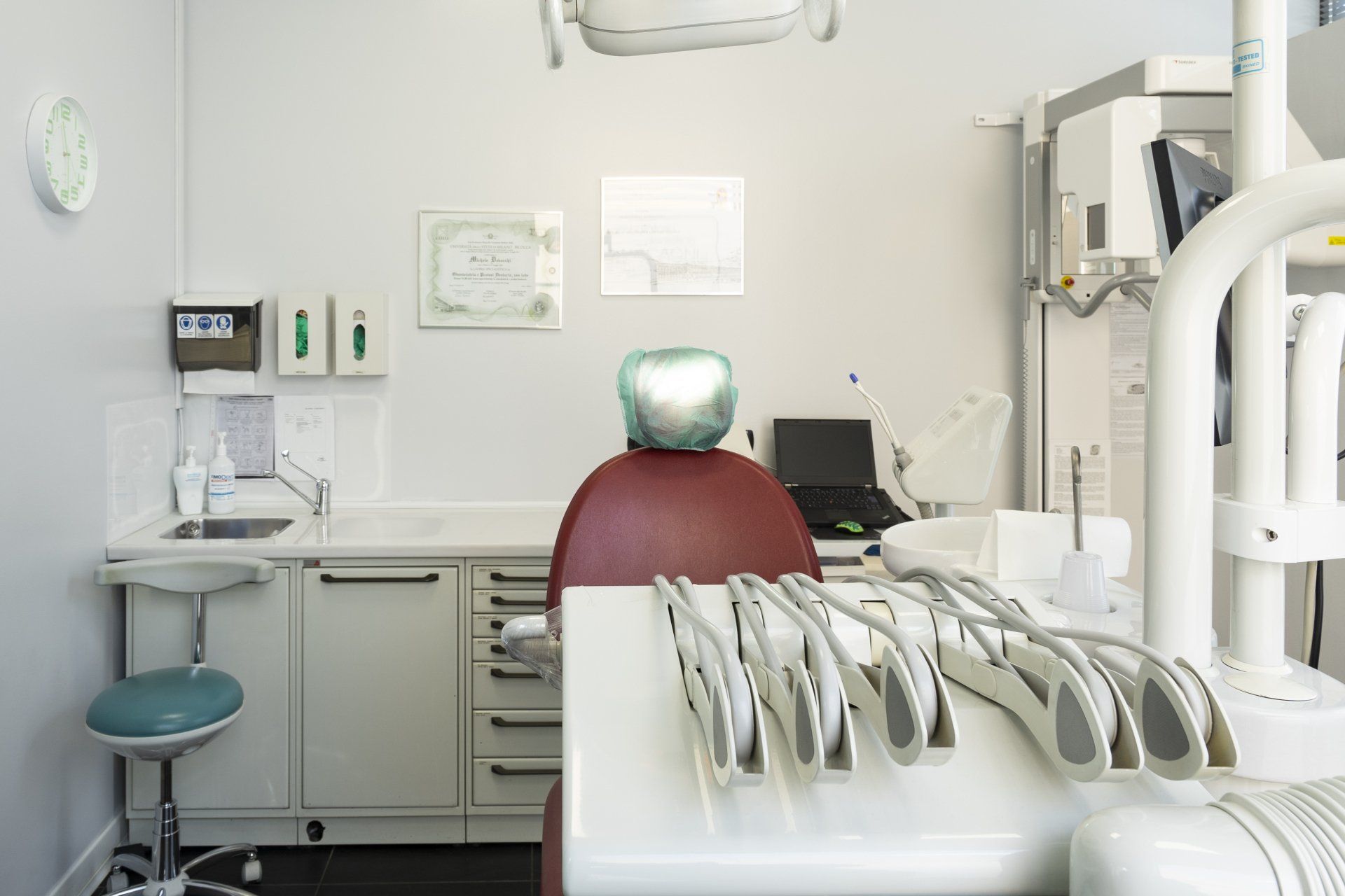 interno dello studio del dentista a Cinisello Balsamo e a Muggiò