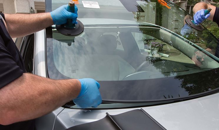 Start your American Family Windshield Replacement Claim Today!