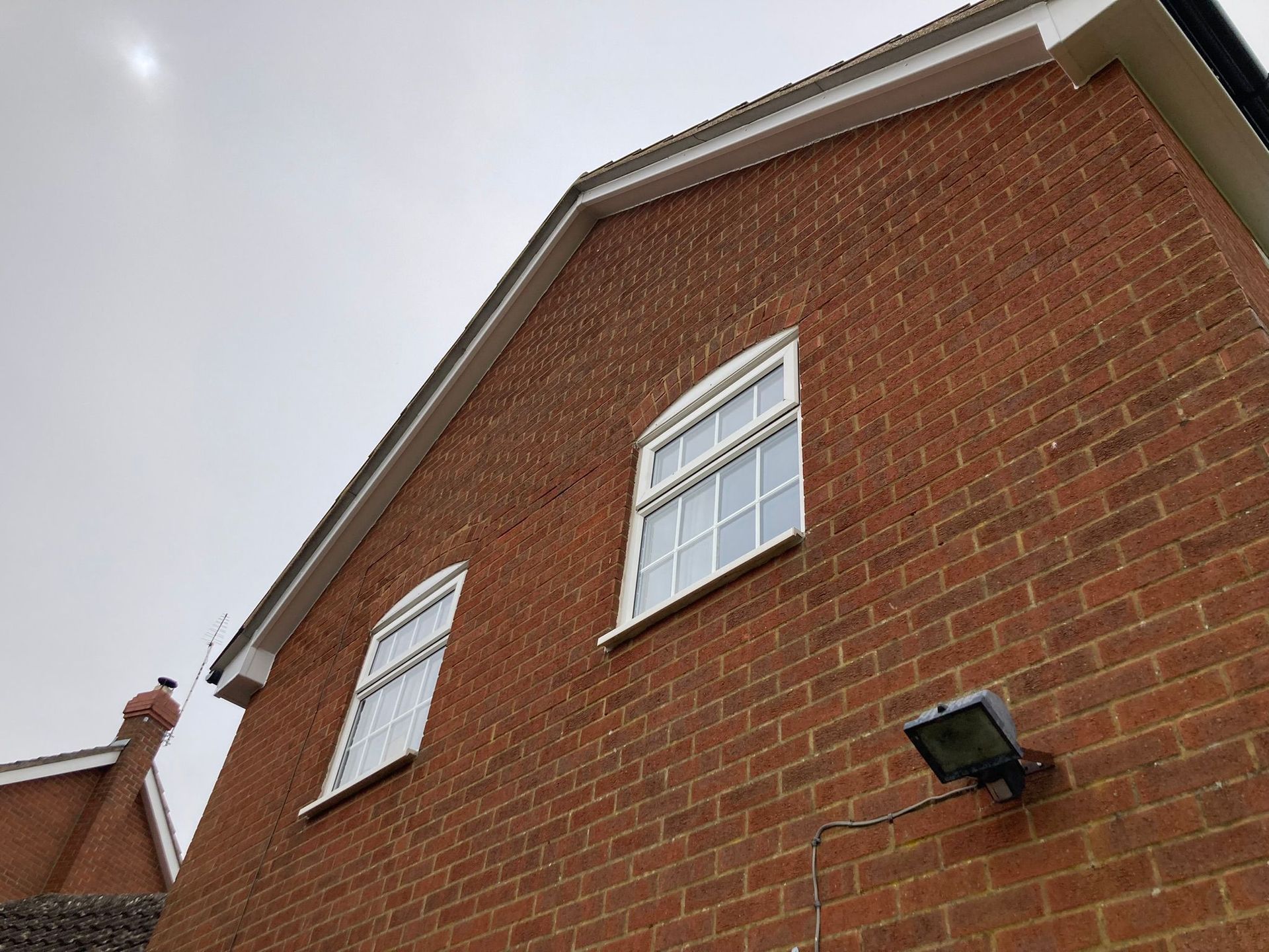 Roofline replacement on home