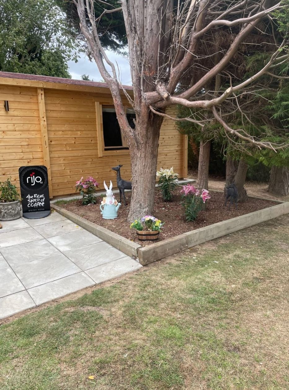 The Clubhouse Lounge at Delph Bank Touring Park - Enjoy a beer or a soft drink and always a welcoming atmosphere.