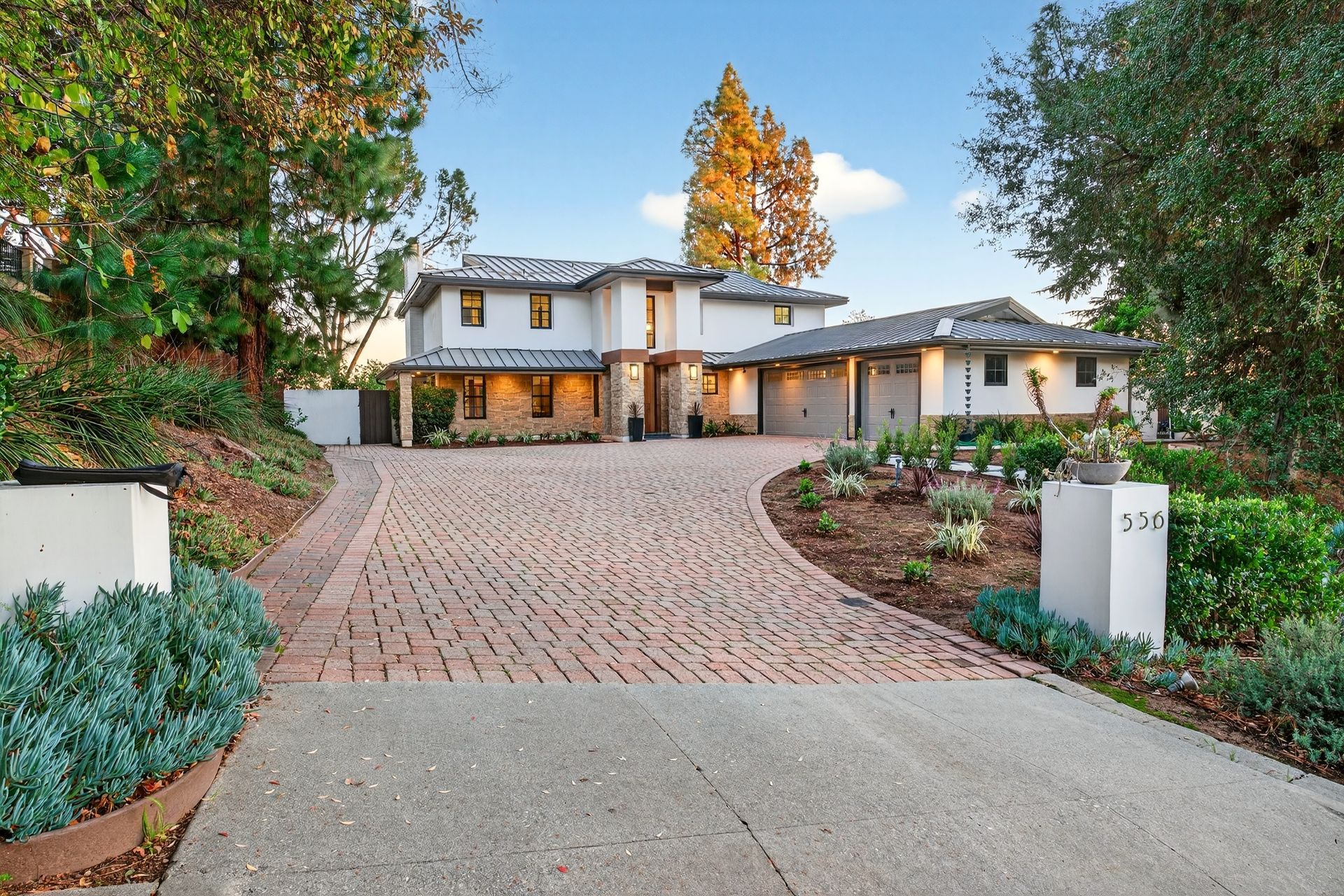 Grand driveway entrance.