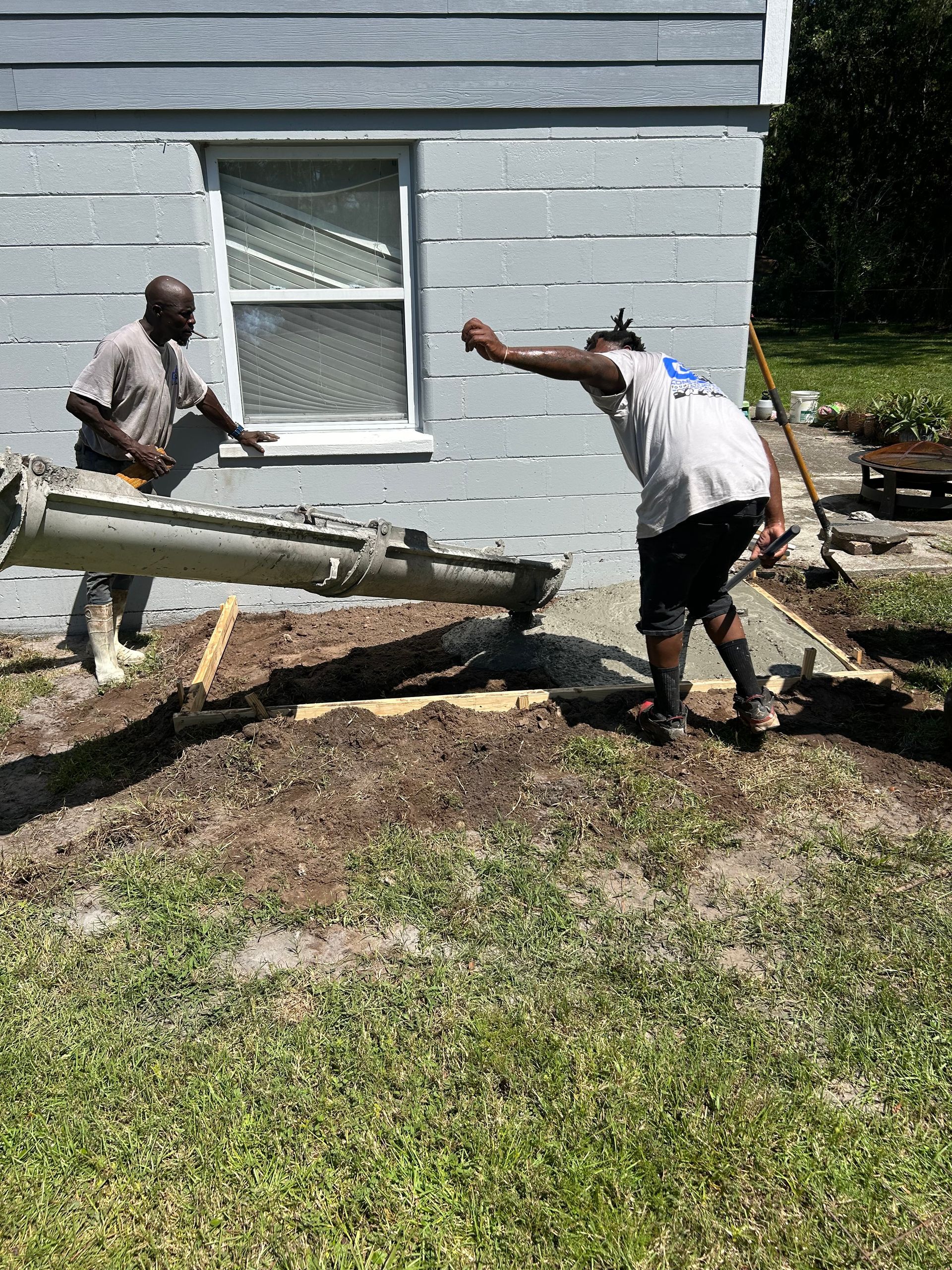 Men Working — Jacksonville, FL — G -K Construction