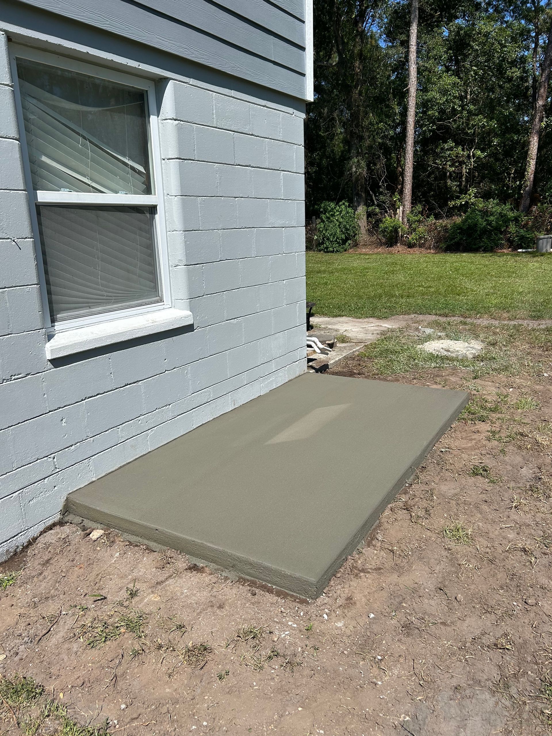 Backyard Concrete — Jacksonville, FL — G -K Construction