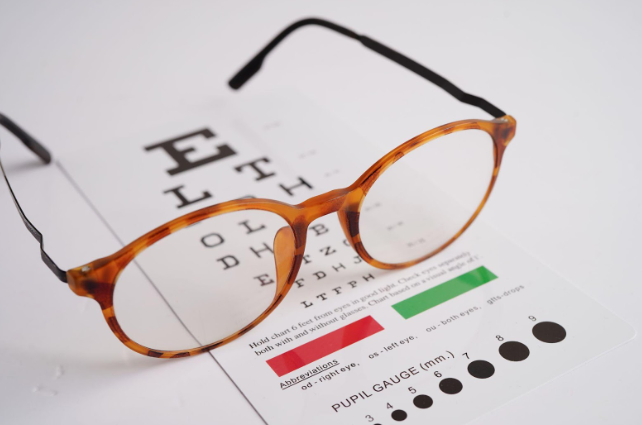 Why Your Summer Vision Checklist Should Start With a Free LVC Consultation | South Shore