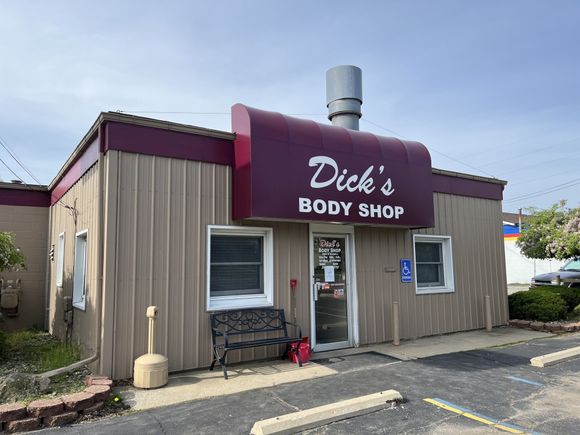 Front of Dick's Body Shop in Tecumseh, MI