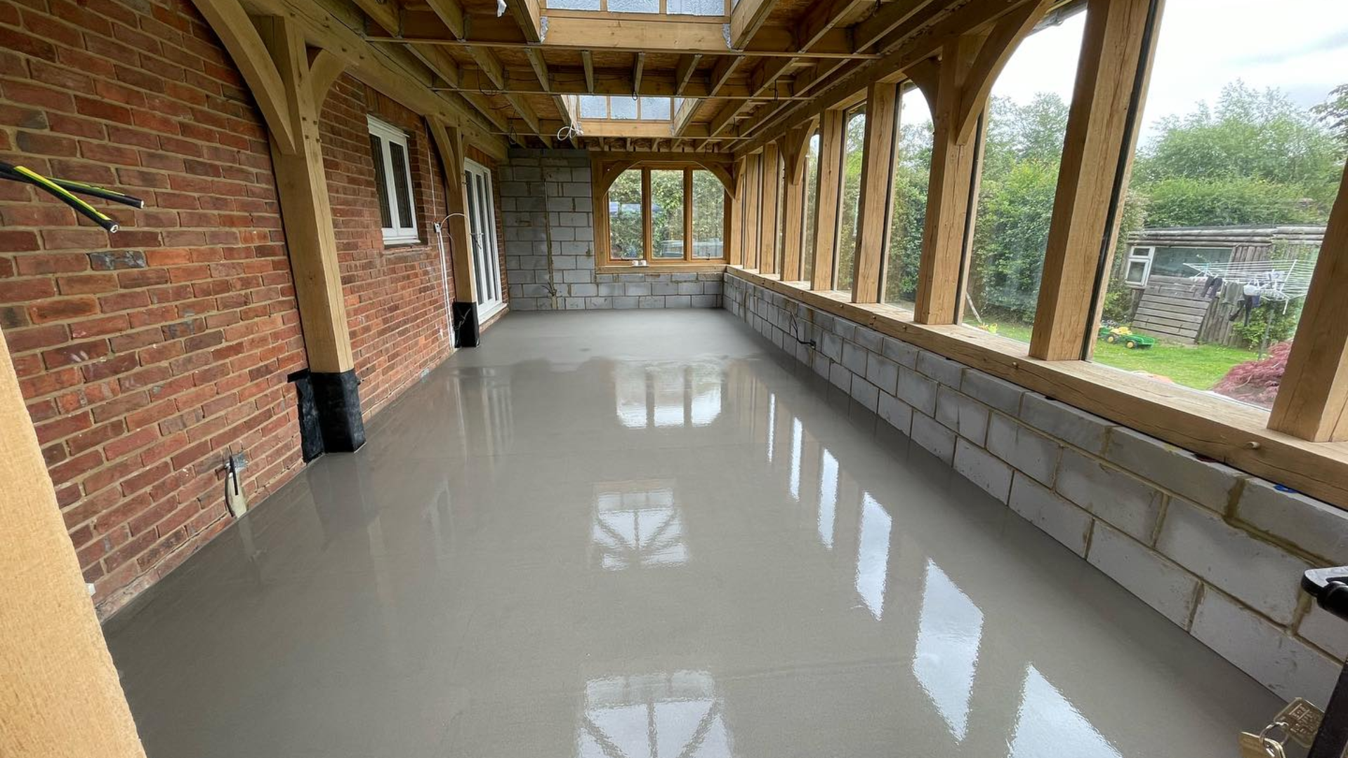 Pump Screed Overlay