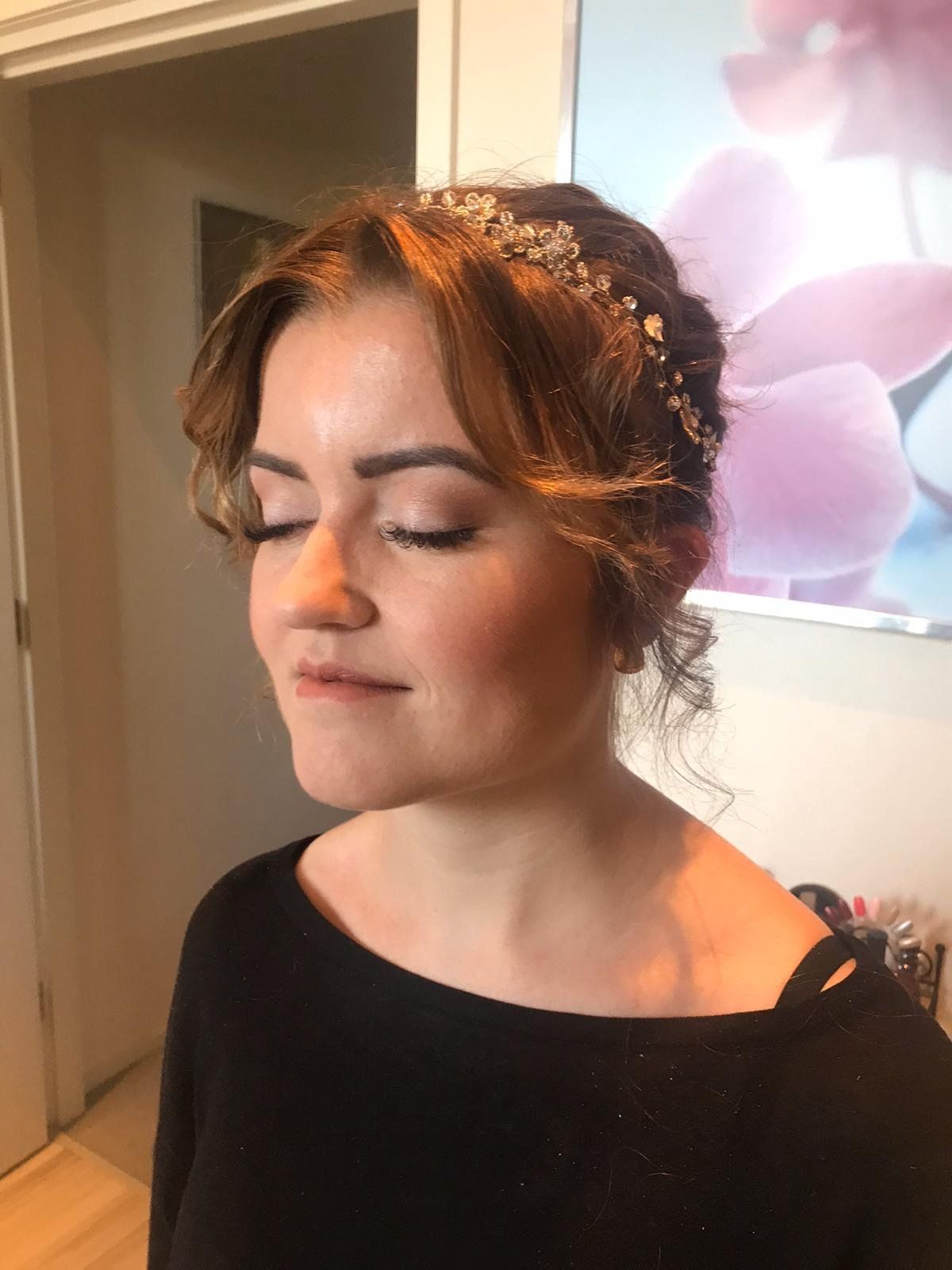 Proefmake-up bruid inclusief haar