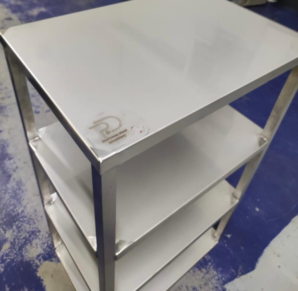 P&D carrelli in acciaio