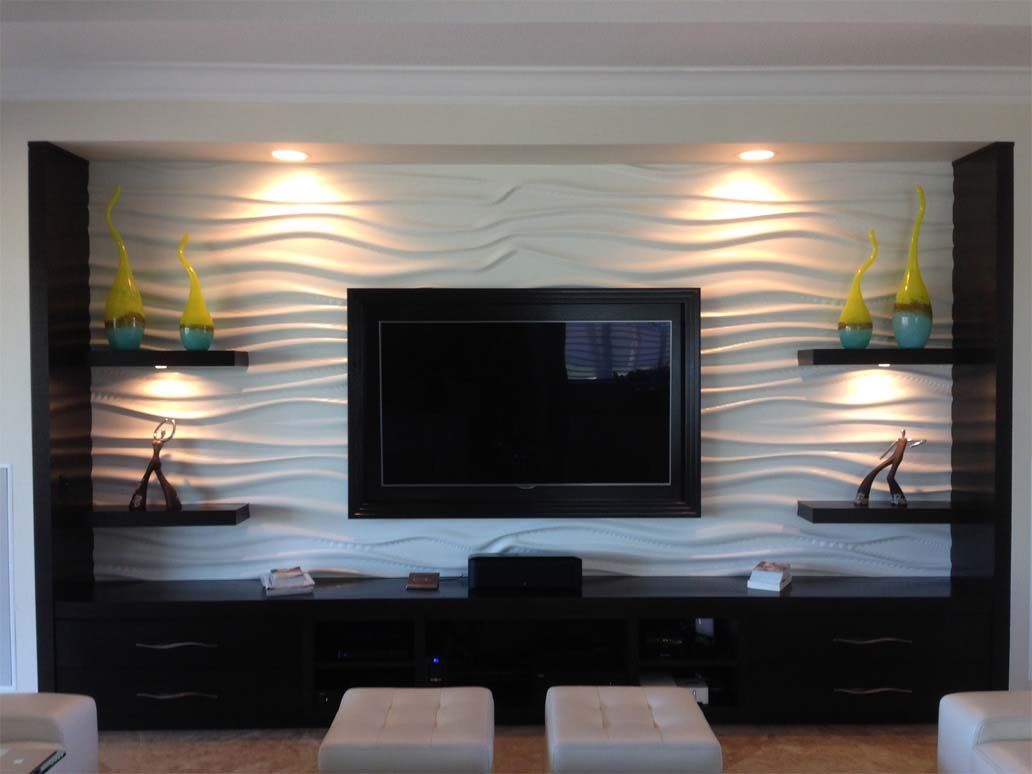 A living room with a flat screen tv on the wall