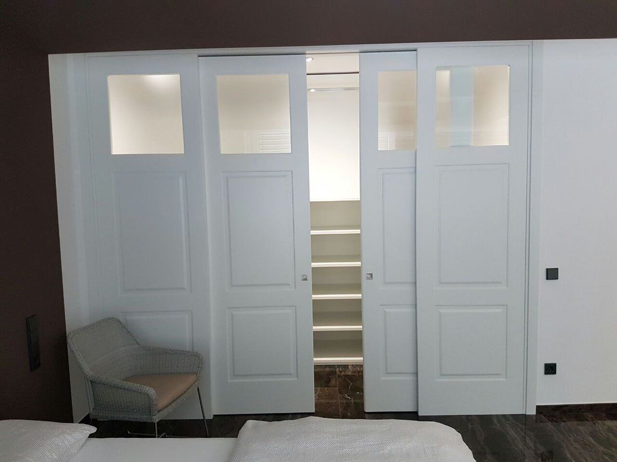 porta scorrevole a due ante