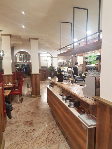 Particolare di arredo del bar