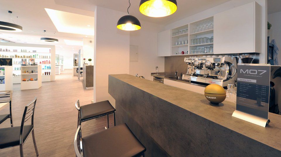 Counter with stools in the beauty centre