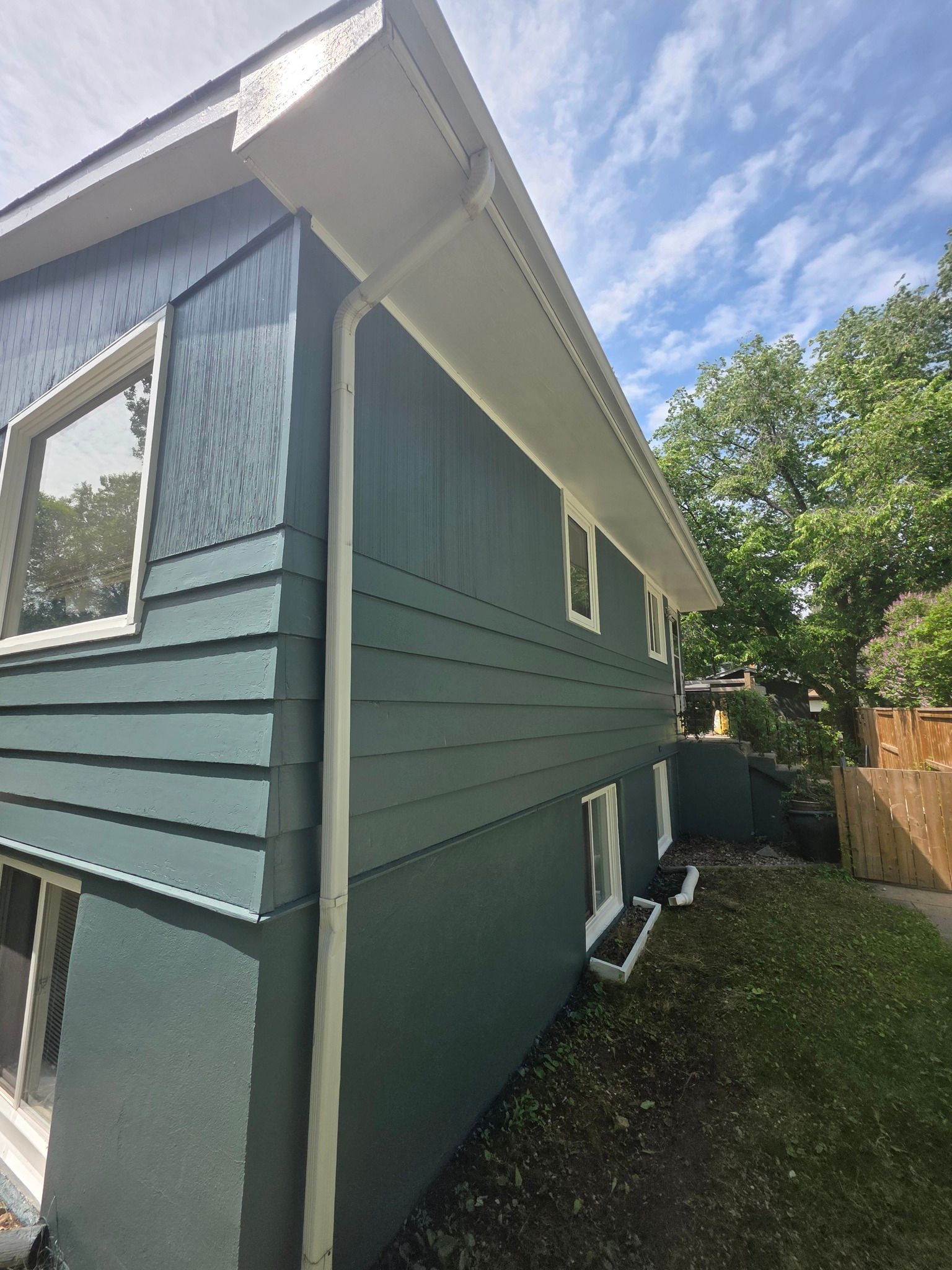 painted exterior green latex paint