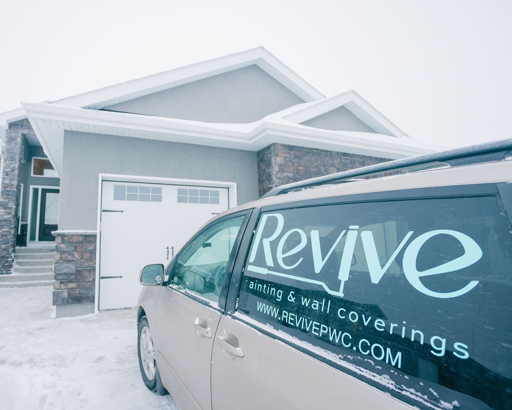 repainting team in Saskatoon