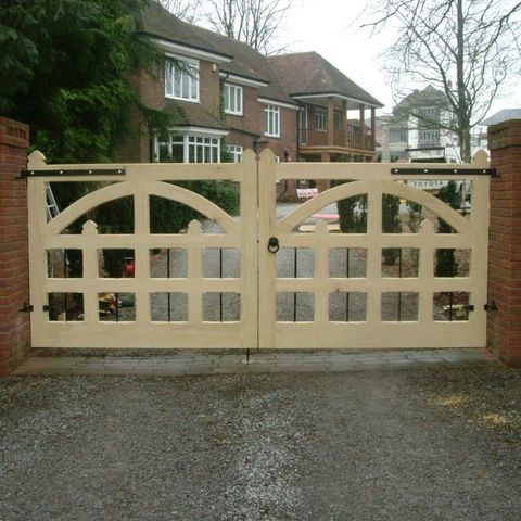 Gate Installations In Derbyshire Sjs Gates Ltd