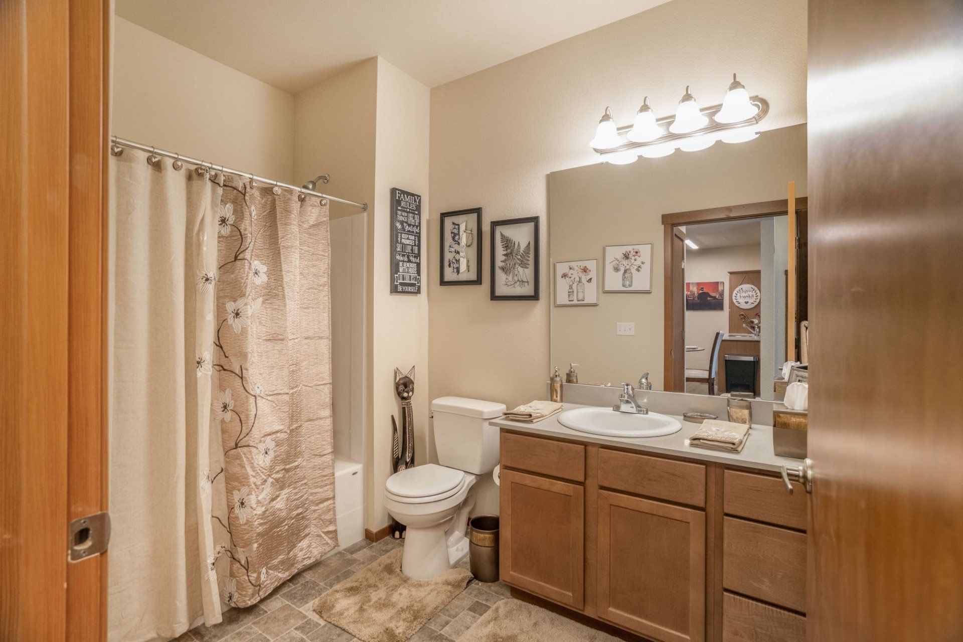 Bathroom | Edgewood Heights
