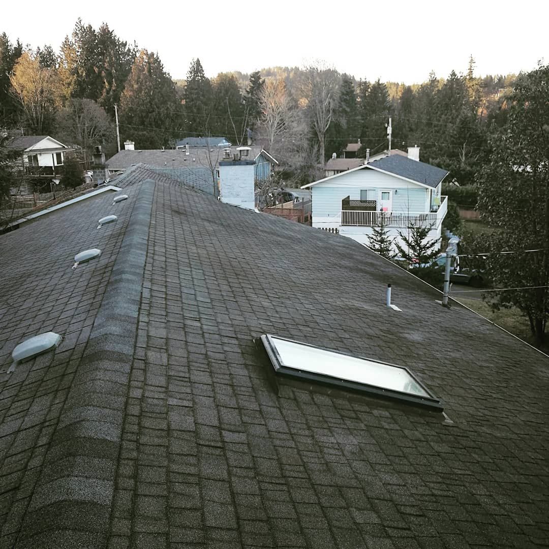 clean residential windows from the outside